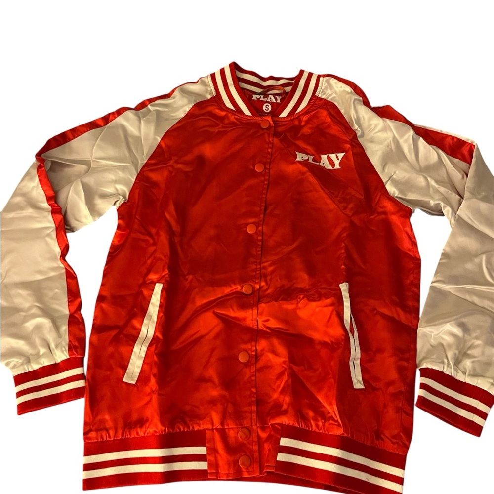 Katy Perry PLAY meet & greet
Jacket NEW size small